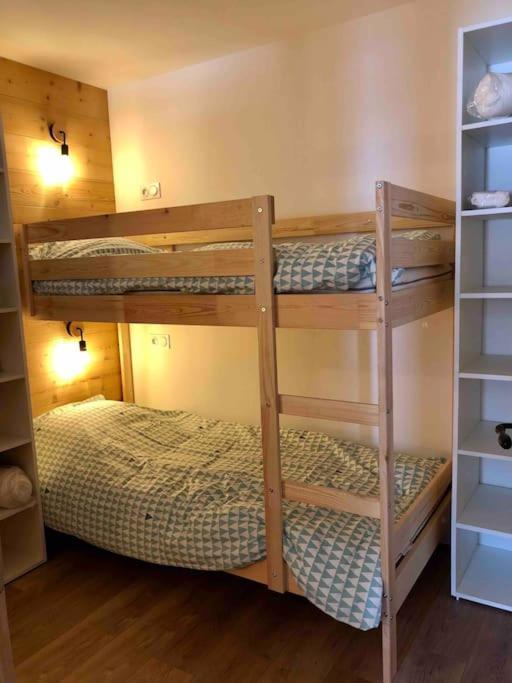 Appartement T4 8 Couchages Spacieux Et Cosy Au Pied Des Pistes Genos Luaran gambar
